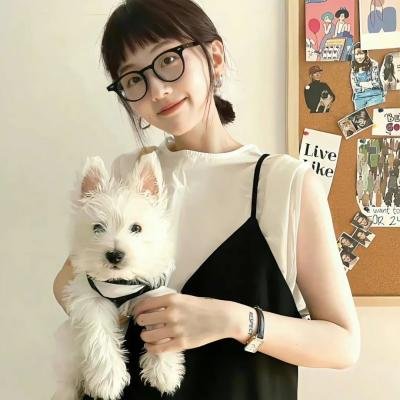 维奥莱特·诺齐埃尔